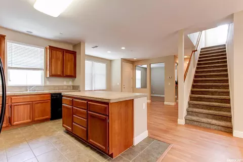 930 Courtyards Loop, Lincoln, CA 95648 photo 10