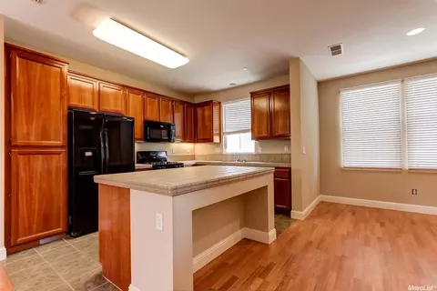 930 Courtyards Loop, Lincoln, CA 95648 photo 12