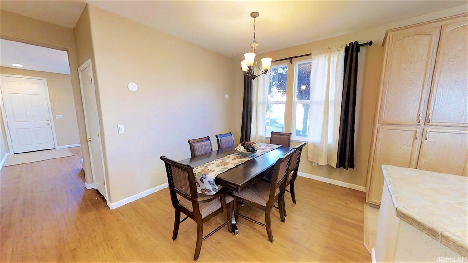 683 Courtyards Loop, Lincoln, CA 95648 photo 4