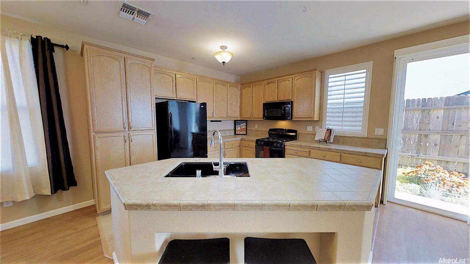 683 Courtyards Loop, Lincoln, CA 95648 photo 7