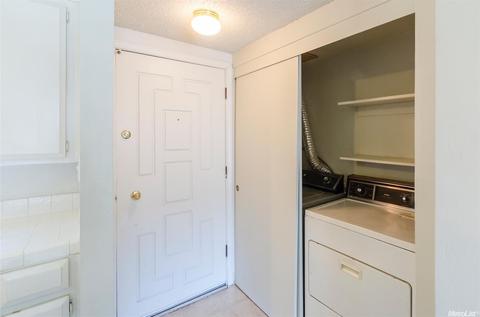 5939 Via Casitas, Carmichael, CA 95608 photo 4