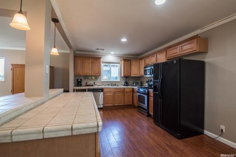 1917 Muncy Dr, Modesto, CA 95350 photo 10