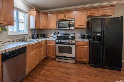 1917 Muncy Dr, Modesto, CA 95350 photo 6