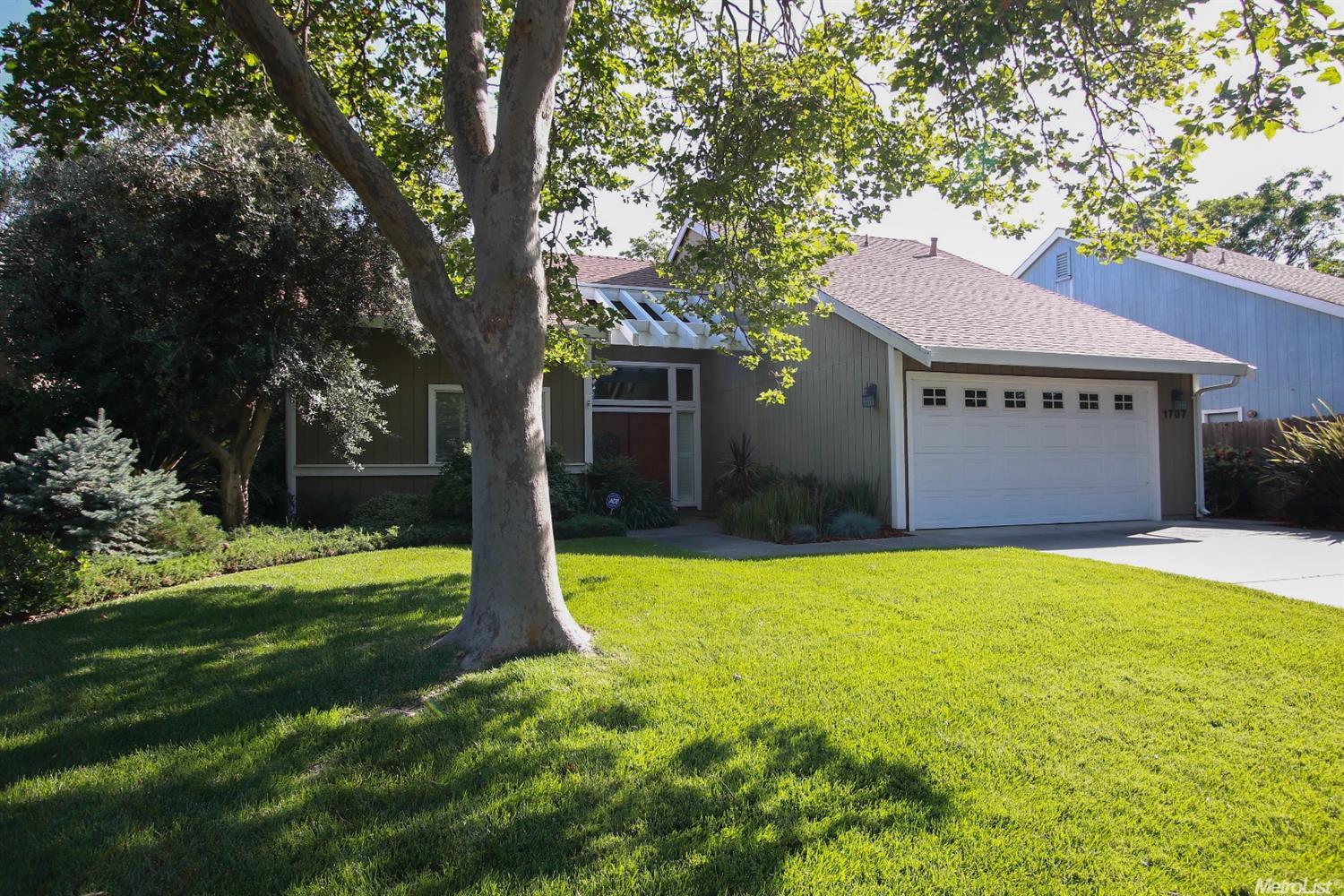 1707 Valdora St, Davis, CA 95618 photo 2