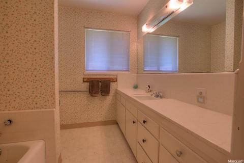 12522 S Union Rd, Manteca, CA 95336 photo 21