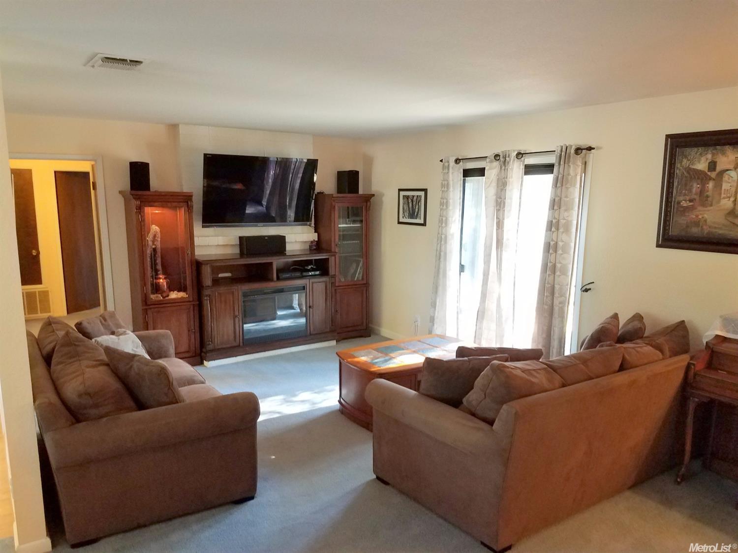 6803 Main Ave, Orangevale, CA 95662 photo 5