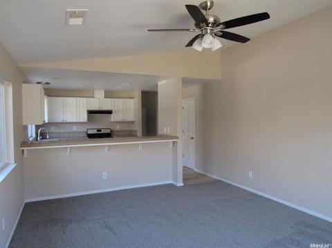 431 Tucolay Ct, Merced, CA 95341 photo 4