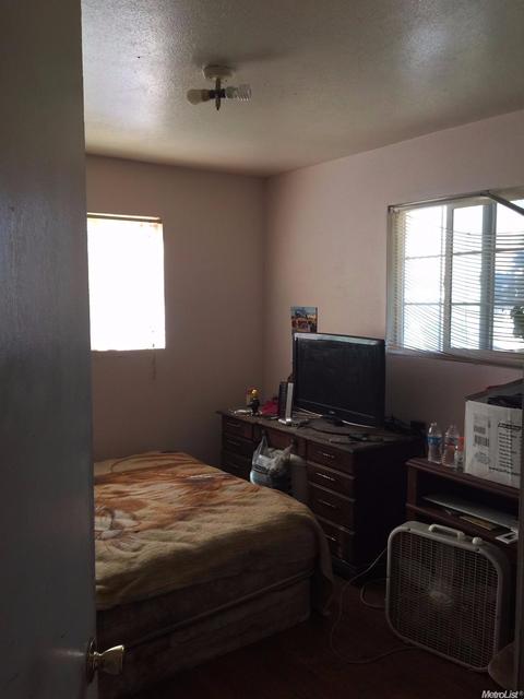 1143 E Alexander Ave, Merced, CA 95340 photo 8
