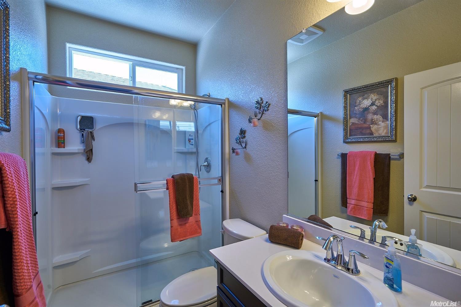 542 Channel Dr, Lathrop, CA 95330 photo 8