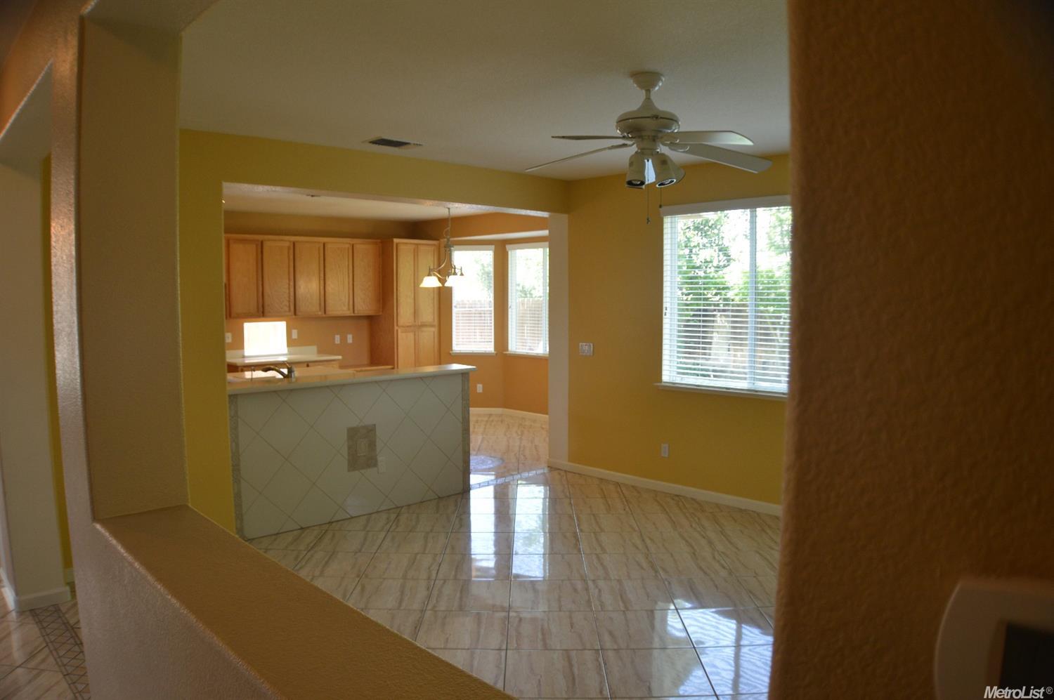 727 Bobcat Ln, Manteca, CA 95336 photo 7