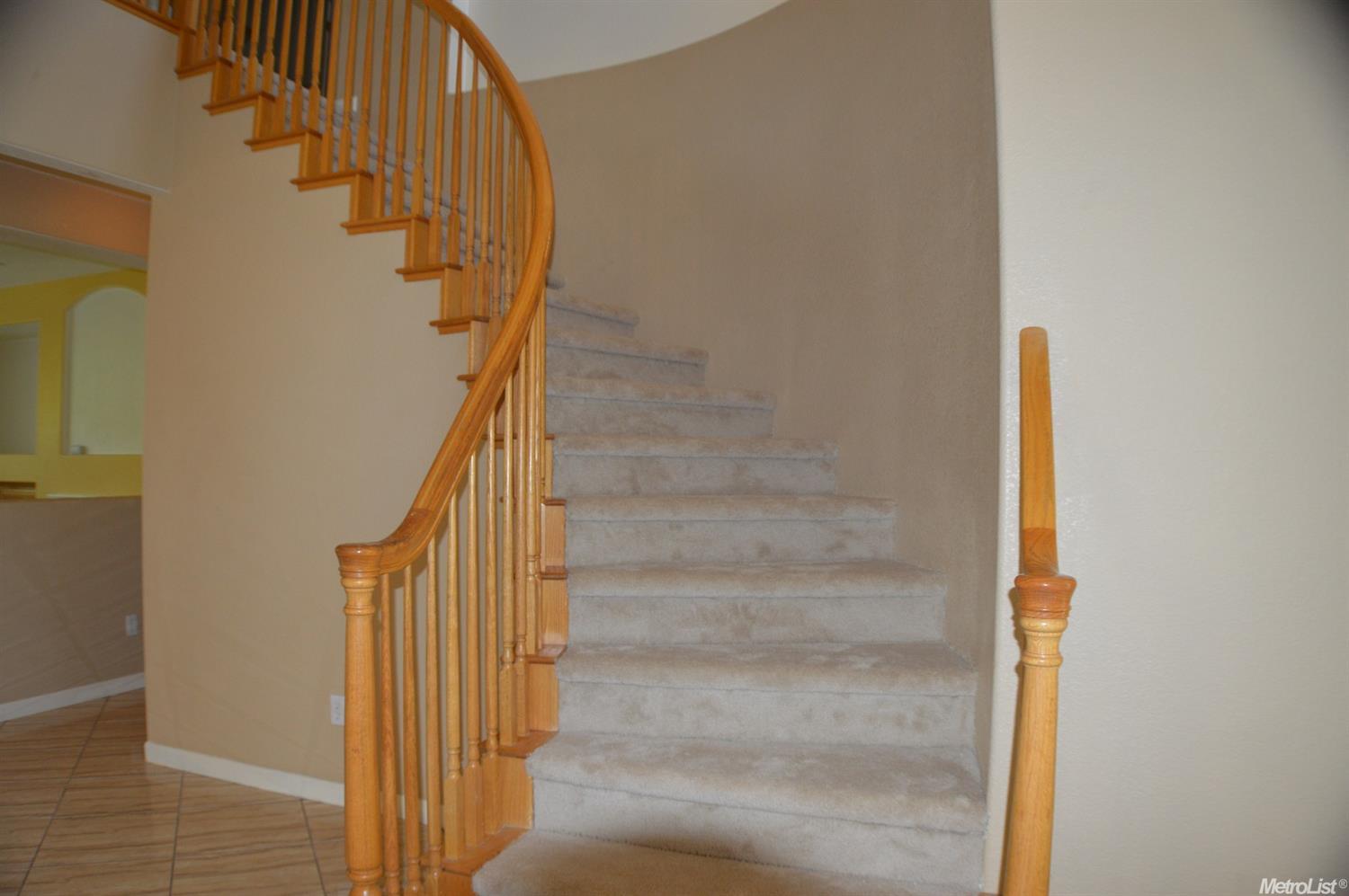 727 Bobcat Ln, Manteca, CA 95336 photo 4
