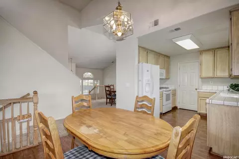 6432 Emerald Dr, Rocklin, CA 95677 photo 8