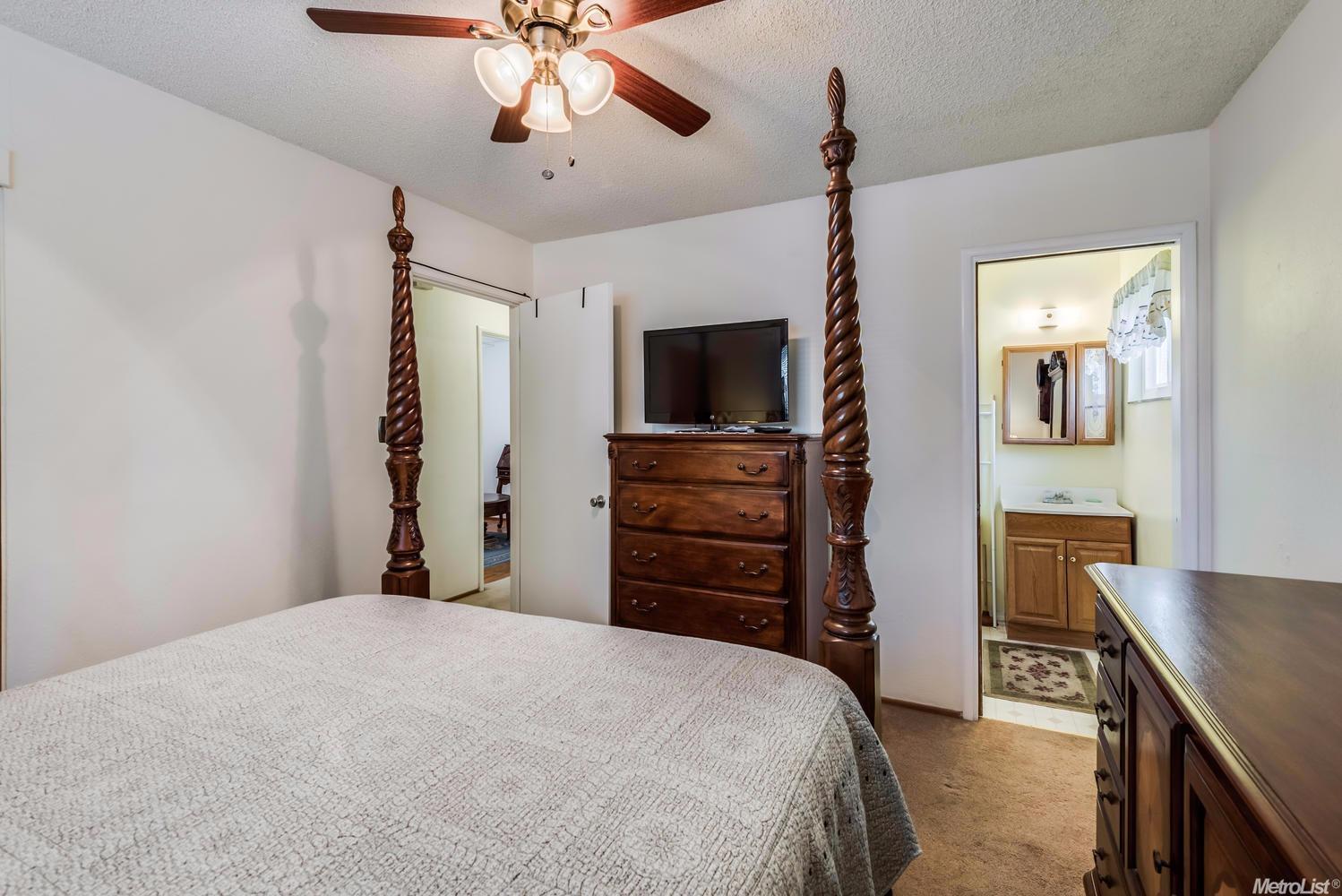 5205 Schuyler Dr, Carmichael, CA 95608 photo 14