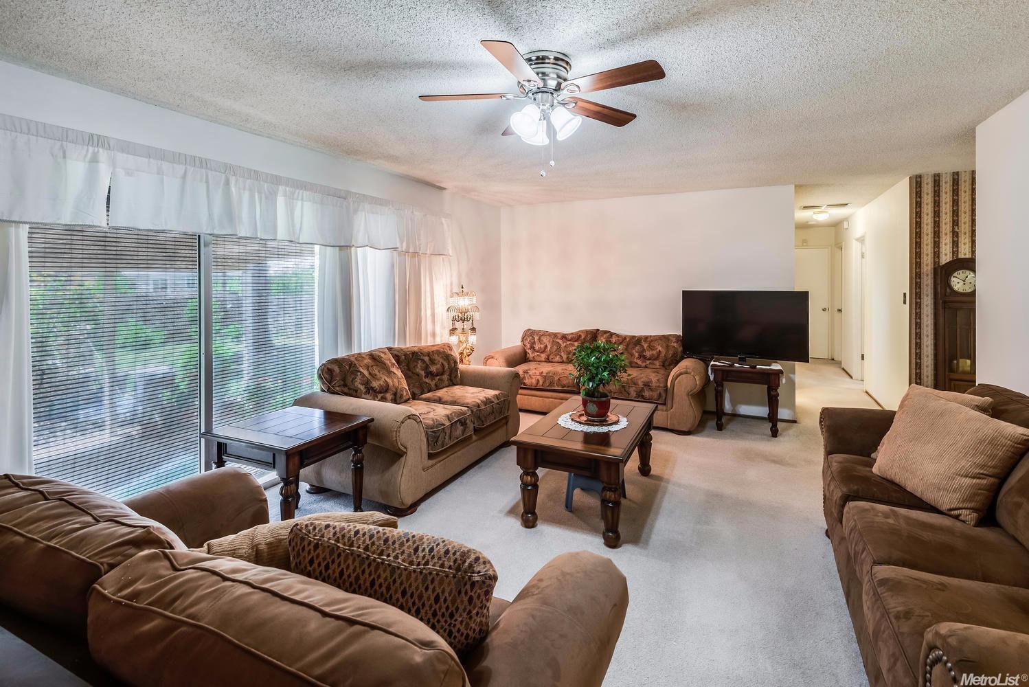 5205 Schuyler Dr, Carmichael, CA 95608 photo 11