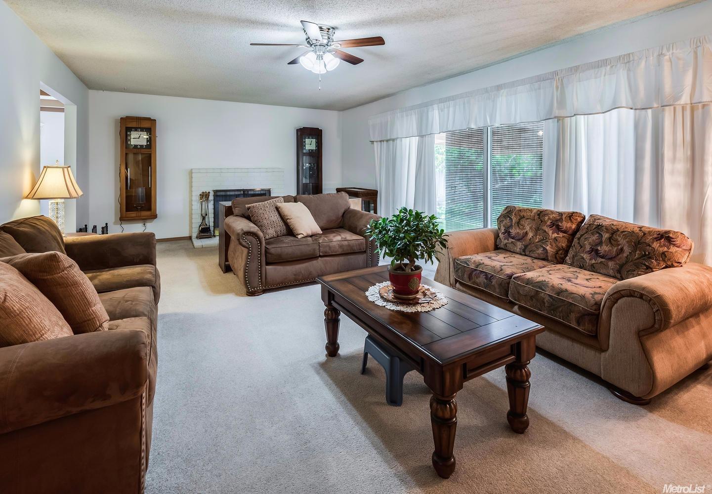 5205 Schuyler Dr, Carmichael, CA 95608 photo 3