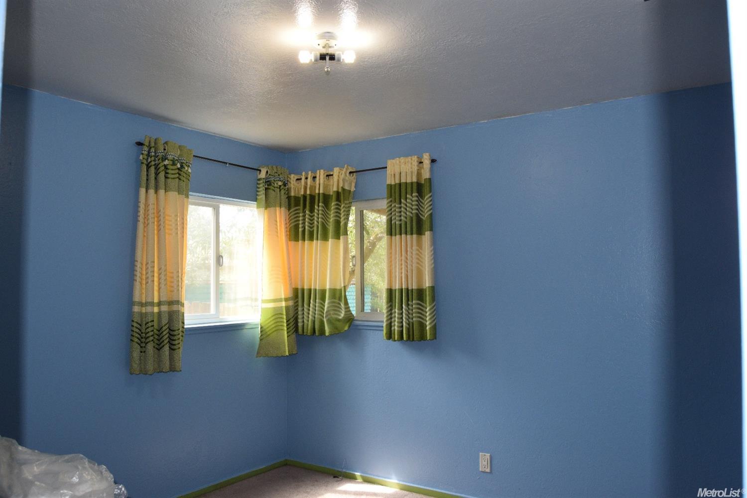 913 Elm Ave, Modesto, CA 95351 photo 8