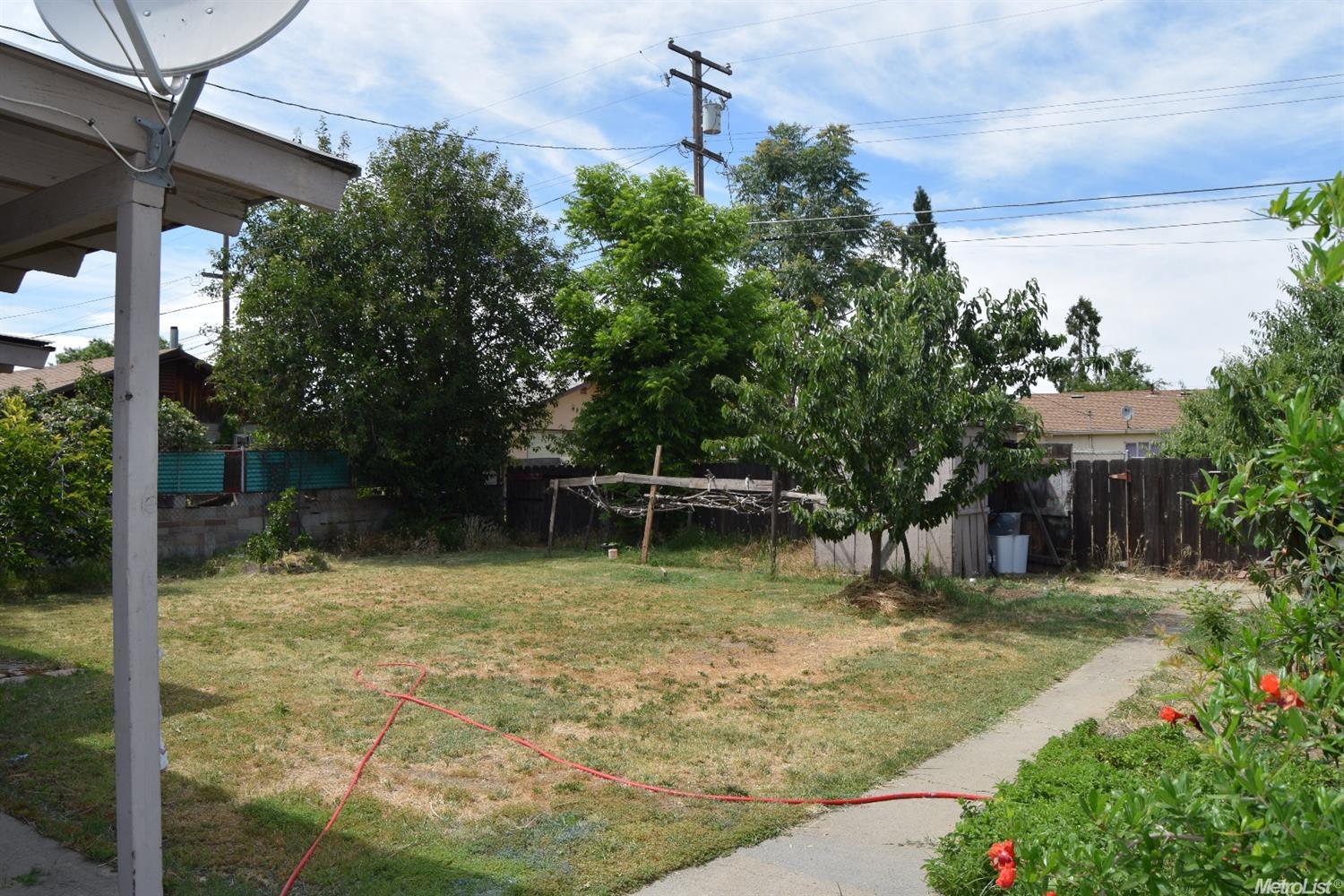 913 Elm Ave, Modesto, CA 95351 photo 12