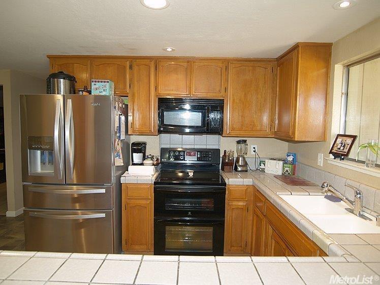15497 Eagle Ln, Lathrop, CA 95330 photo 5