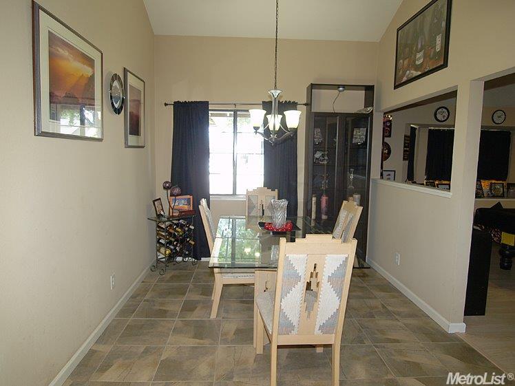 15497 Eagle Ln, Lathrop, CA 95330 photo 8