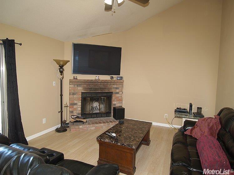 15497 Eagle Ln, Lathrop, CA 95330 photo 11