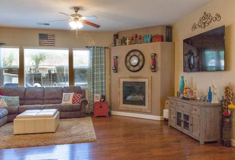 719 Griffey Way, Galt, CA 95632 photo 3