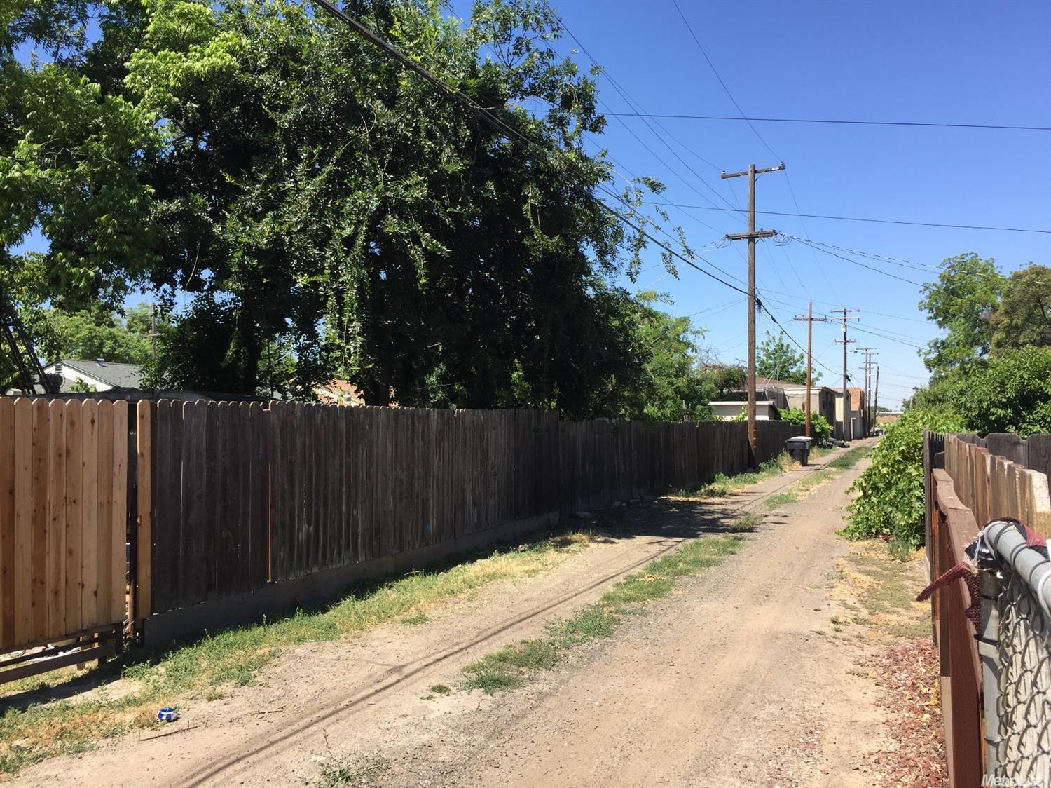 1740 Idalou Ave, Modesto, CA 95350 photo 23