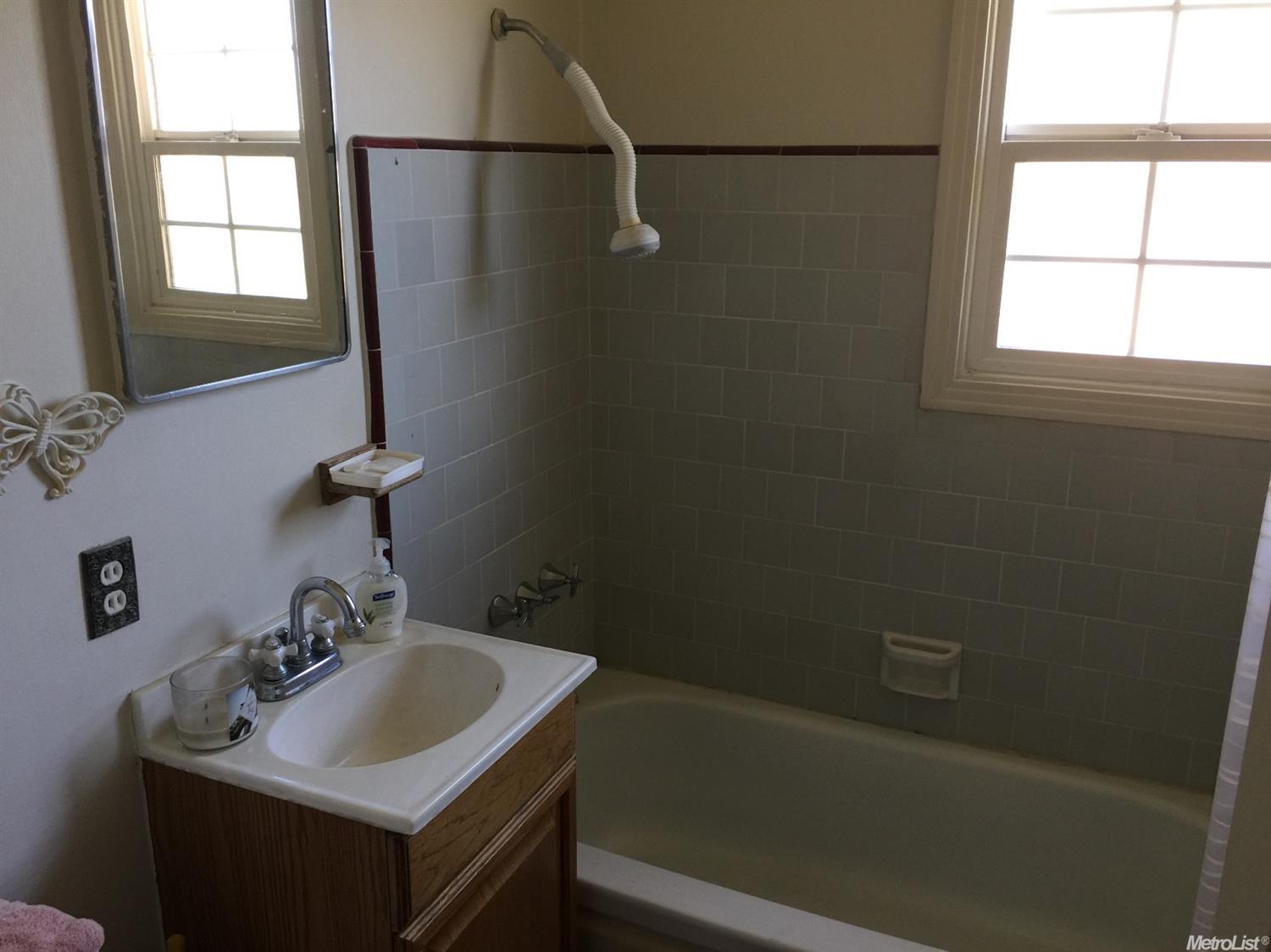 1740 Idalou Ave, Modesto, CA 95350 photo 11
