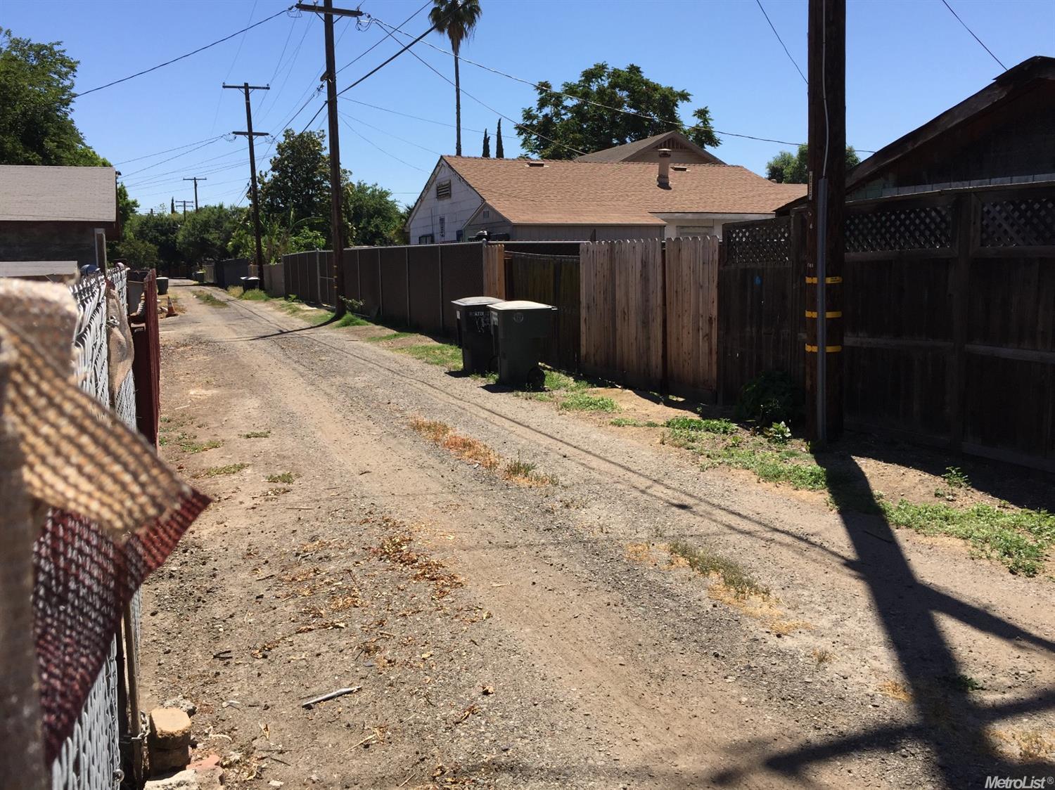 1740 Idalou Ave, Modesto, CA 95350 photo 24