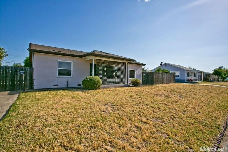 852 Virginia St, Manteca, CA 95337 photo 1