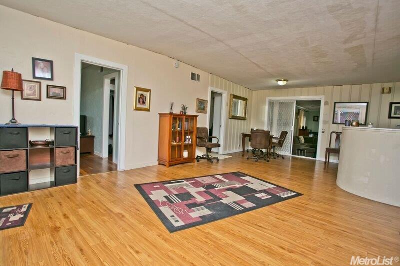 852 Virginia St, Manteca, CA 95337 photo 5
