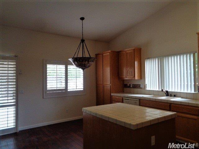 2513 Maestro Way, Modesto, CA 95355 photo 4