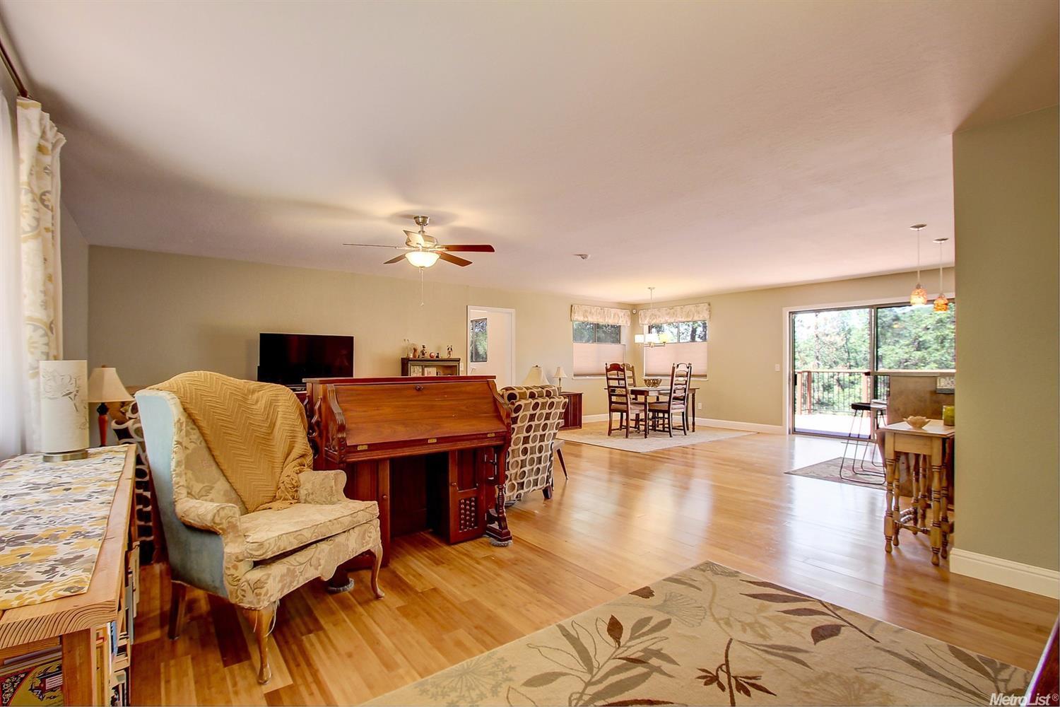 10488 Pekolee Dr, Grass Valley, CA 95949 photo 4