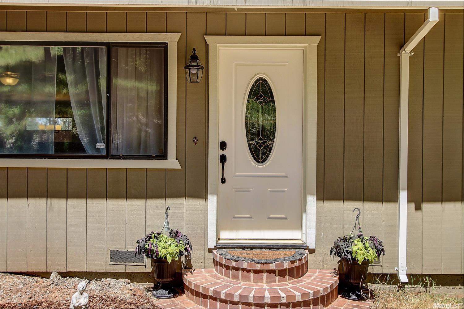 10488 Pekolee Dr, Grass Valley, CA 95949 photo 3