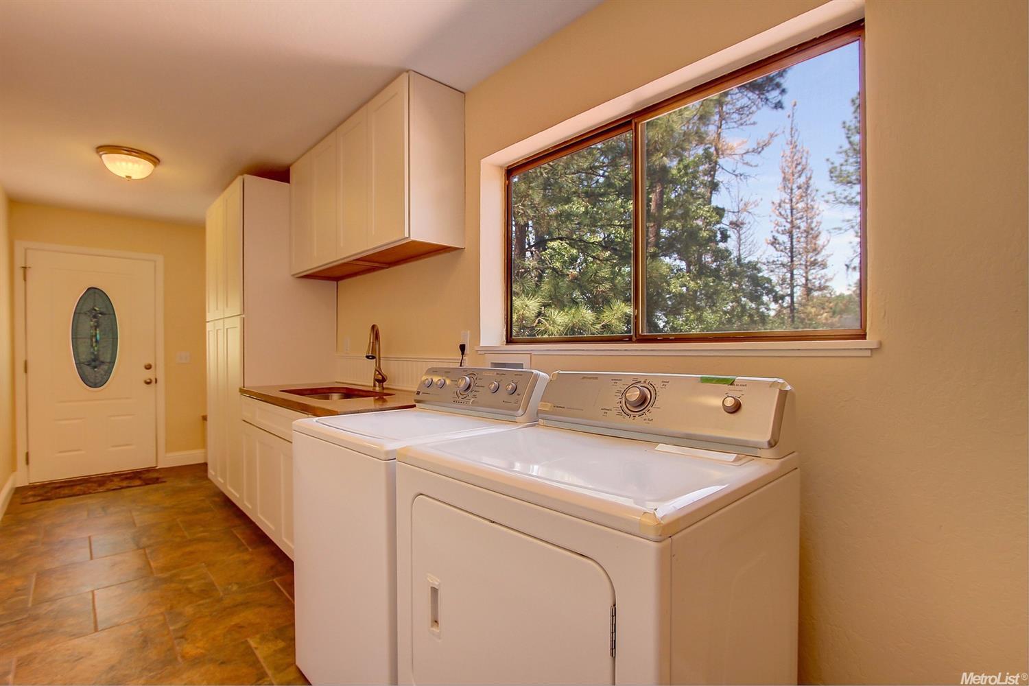 10488 Pekolee Dr, Grass Valley, CA 95949 photo 31