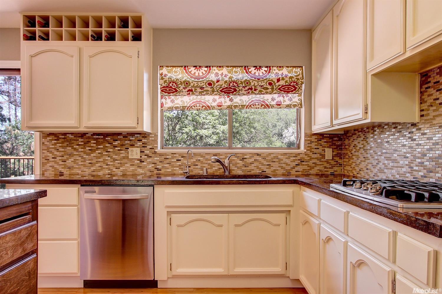 10488 Pekolee Dr, Grass Valley, CA 95949 photo 15