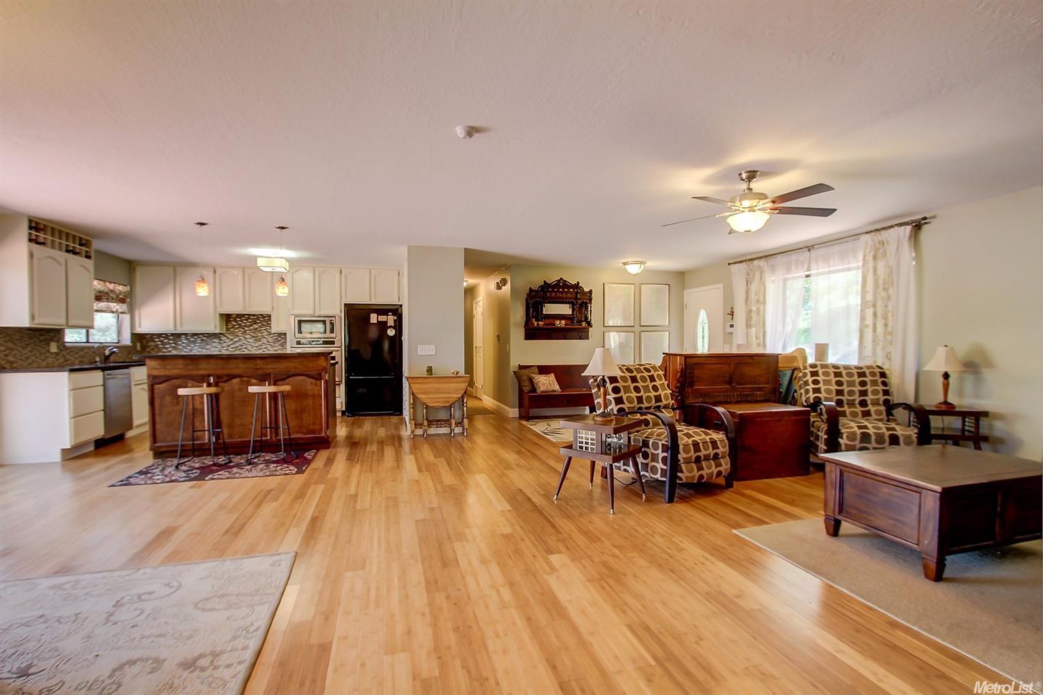 10488 Pekolee Dr, Grass Valley, CA 95949 photo 8