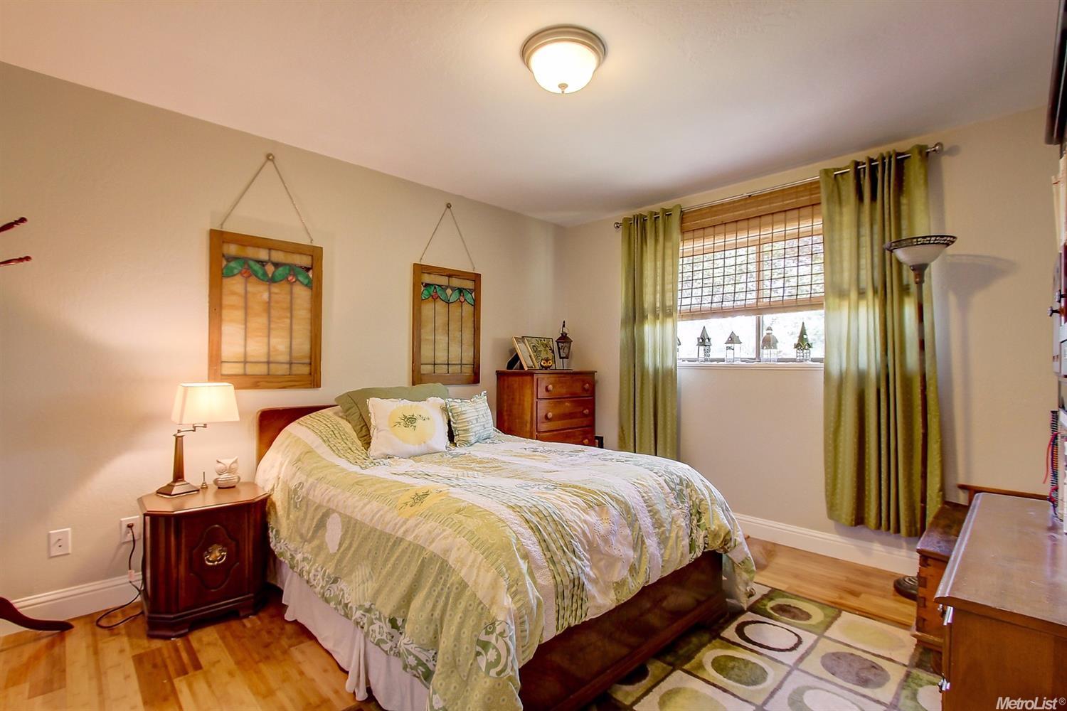 10488 Pekolee Dr, Grass Valley, CA 95949 photo 23