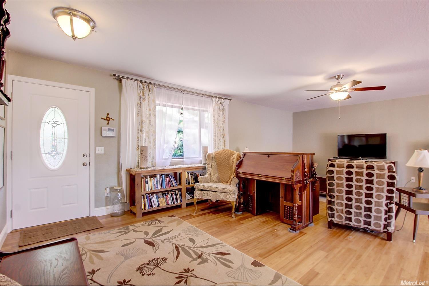10488 Pekolee Dr, Grass Valley, CA 95949 photo 6