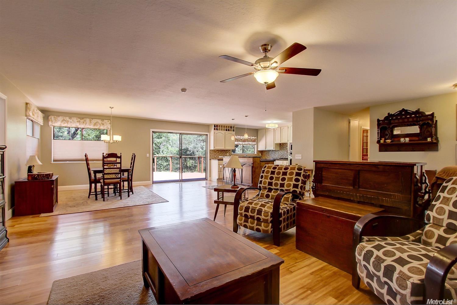 10488 Pekolee Dr, Grass Valley, CA 95949 photo 7
