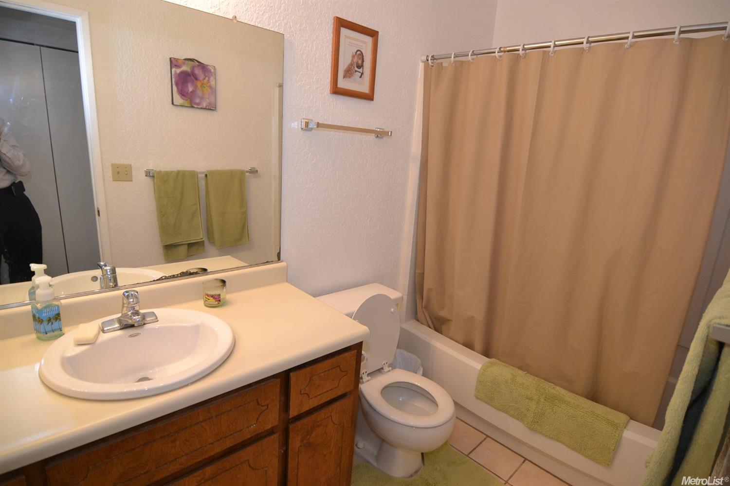 833 W Union Ave, Modesto, CA 95356 photo 8