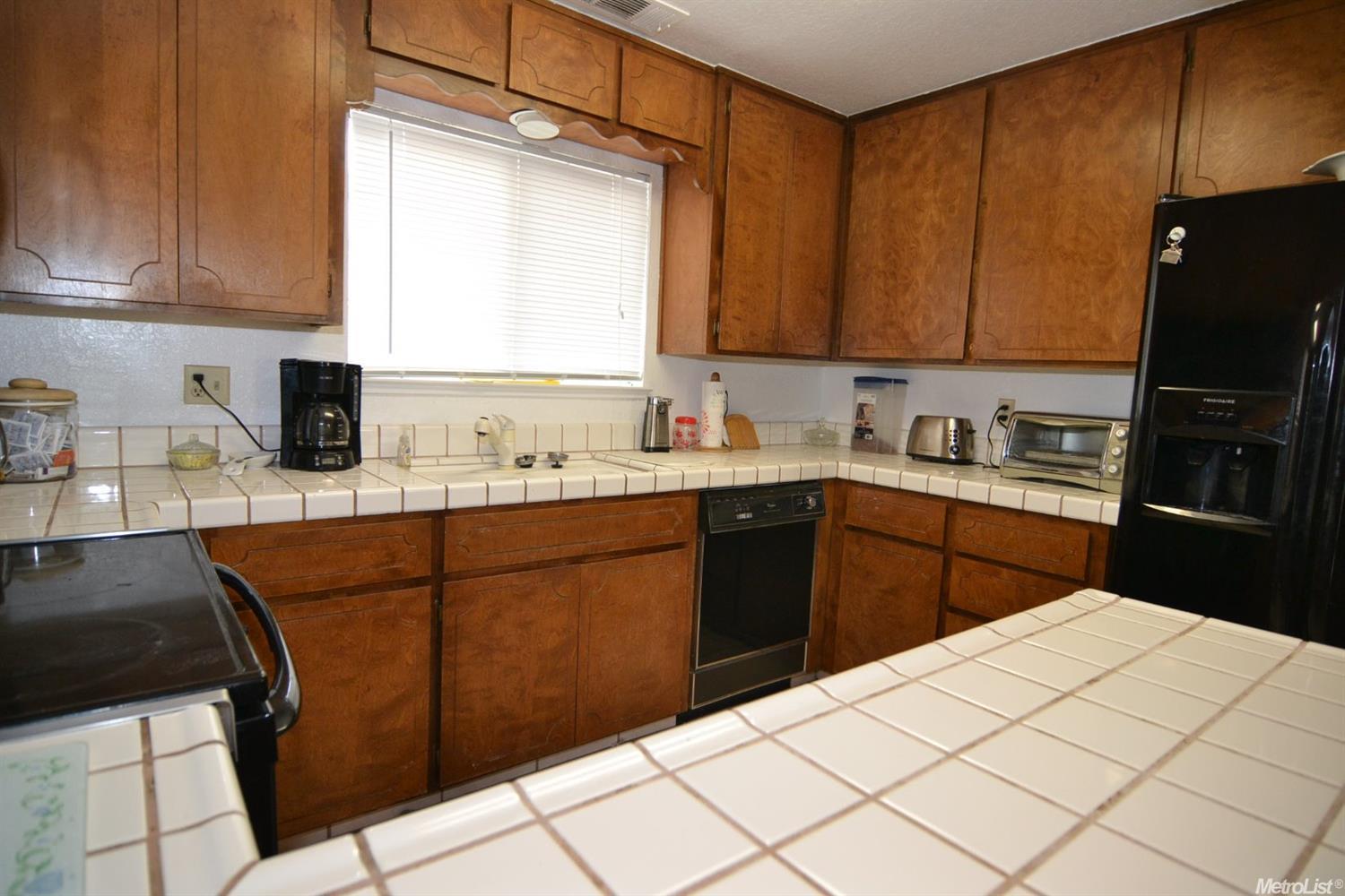 833 W Union Ave, Modesto, CA 95356 photo 6
