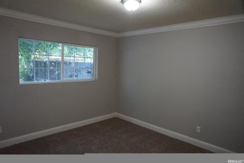 1905 Somerset Dr, Modesto, CA 95350 photo 7