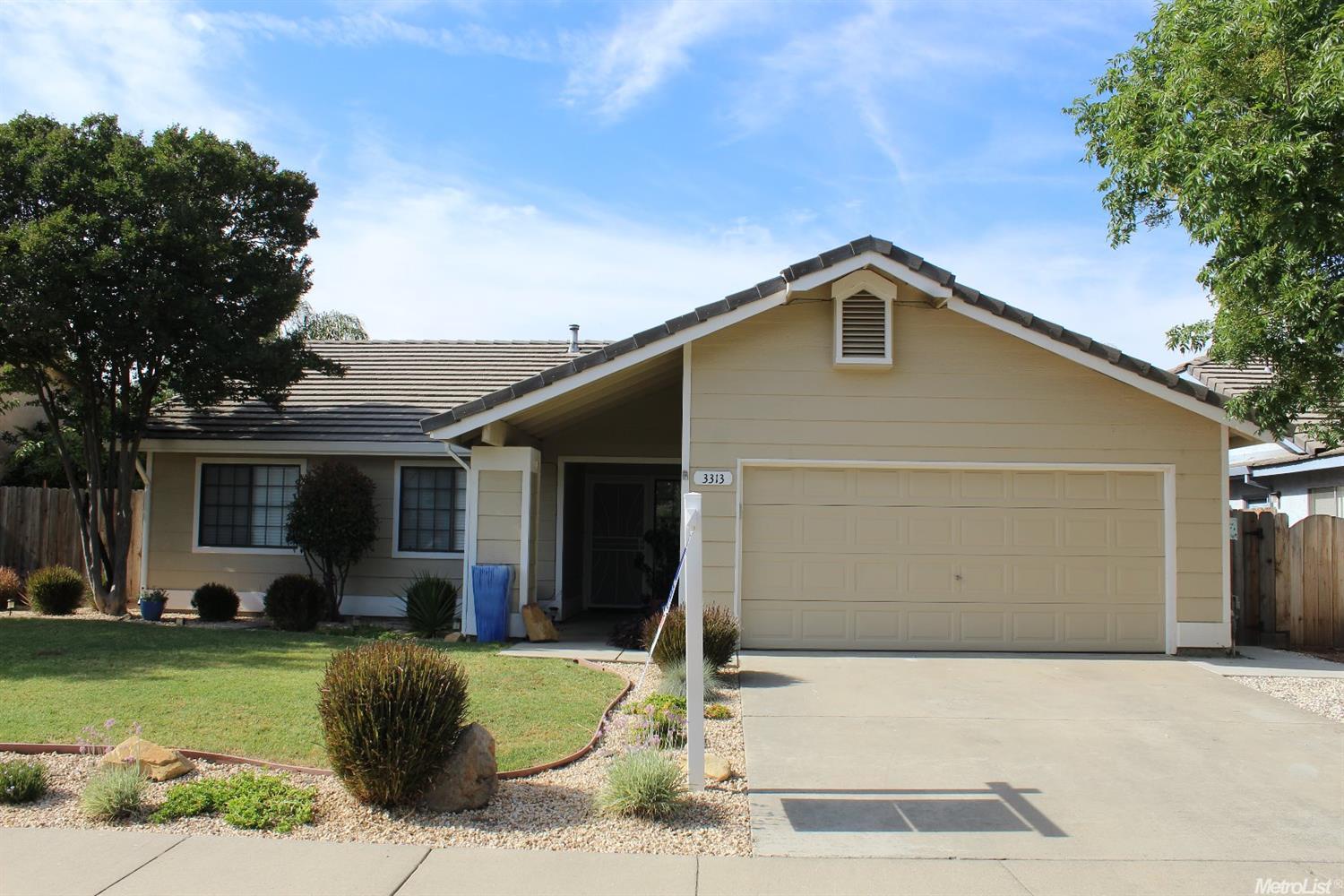 3313 St Gotthard, Ceres, CA 95307 photo 1
