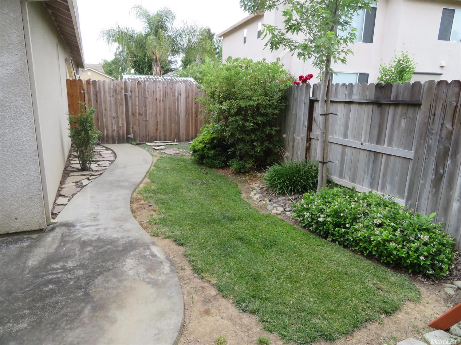 987 Rossburn Ct, Galt, CA 95632 photo 23