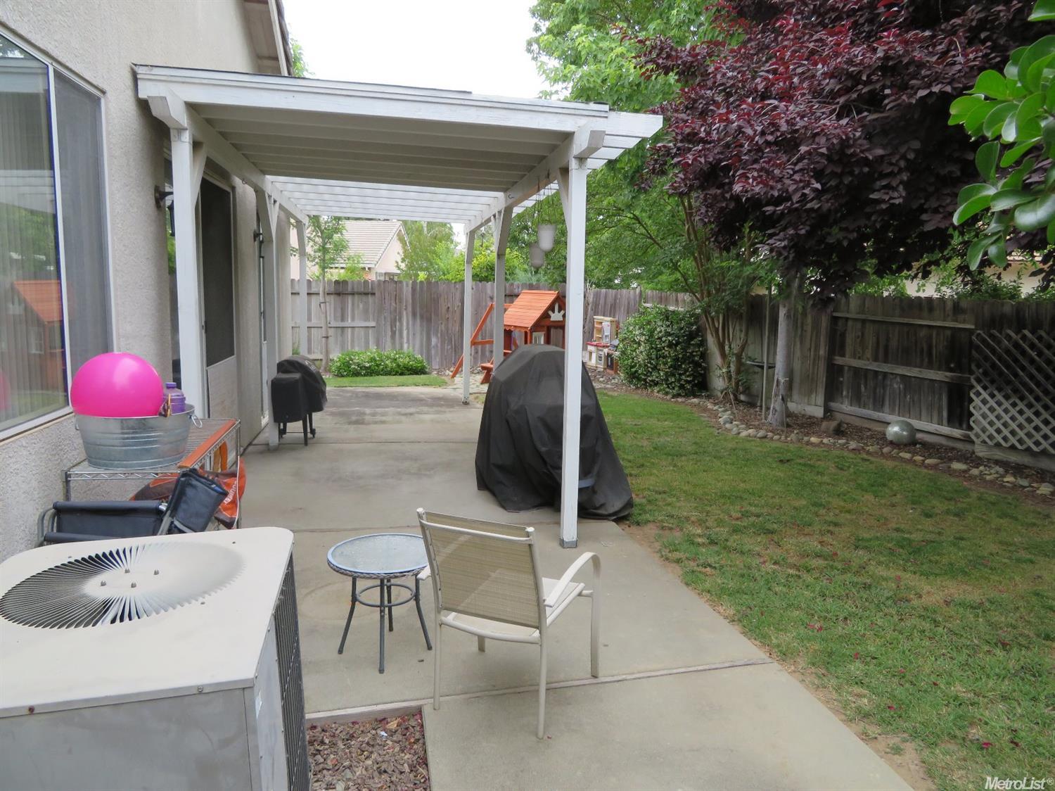 987 Rossburn Ct, Galt, CA 95632 photo 21