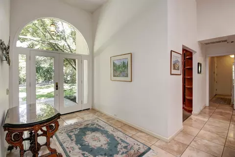 6527 Grant Ave, Carmichael, CA 95608 photo 2