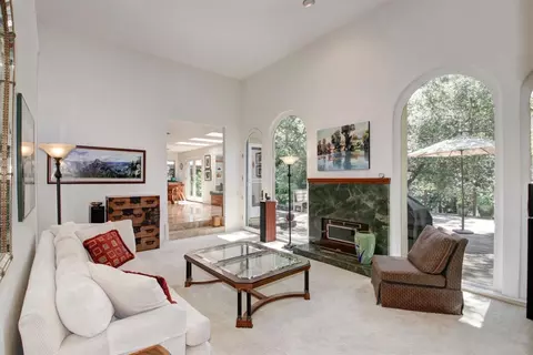 6527 Grant Ave, Carmichael, CA 95608 photo 4