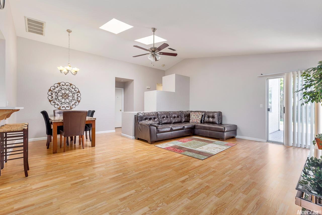 8439 Rock Bound Ct, Antelope, CA 95843 photo 7