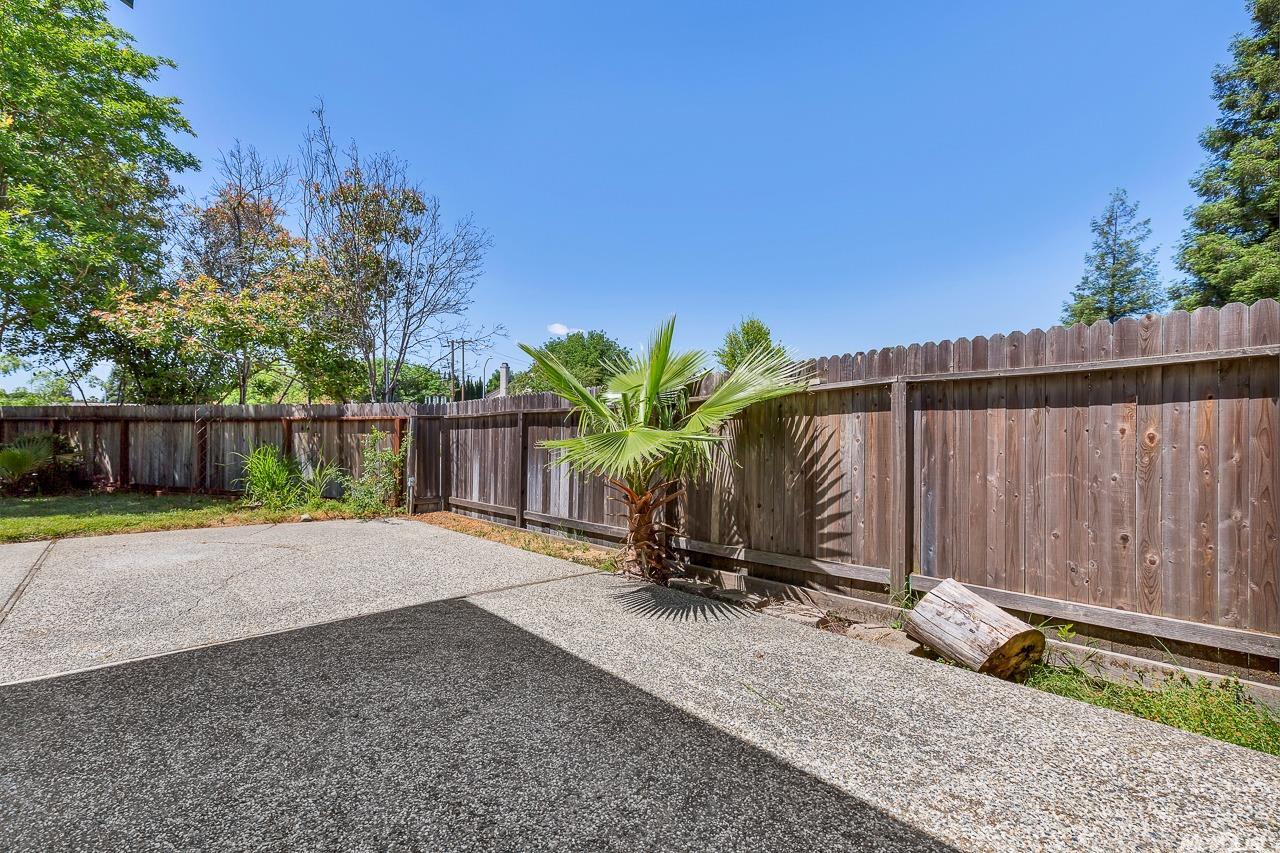 8439 Rock Bound Ct, Antelope, CA 95843 photo 23