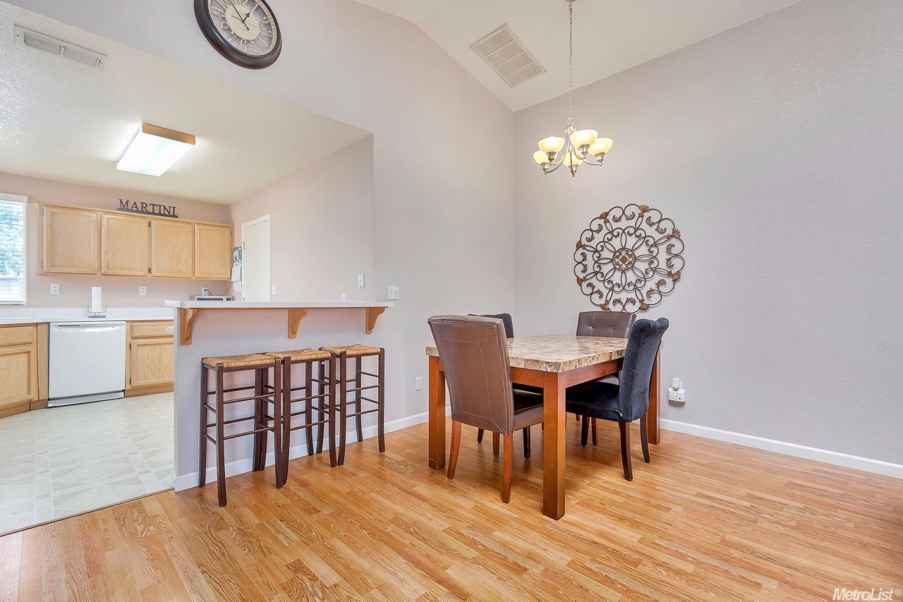 8439 Rock Bound Ct, Antelope, CA 95843 photo 6